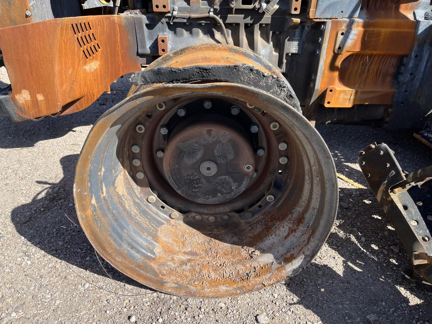 ./imagenes/INVOICE/2019/17542/TRACTOR JOHN DEERE 8320R (13).JPG